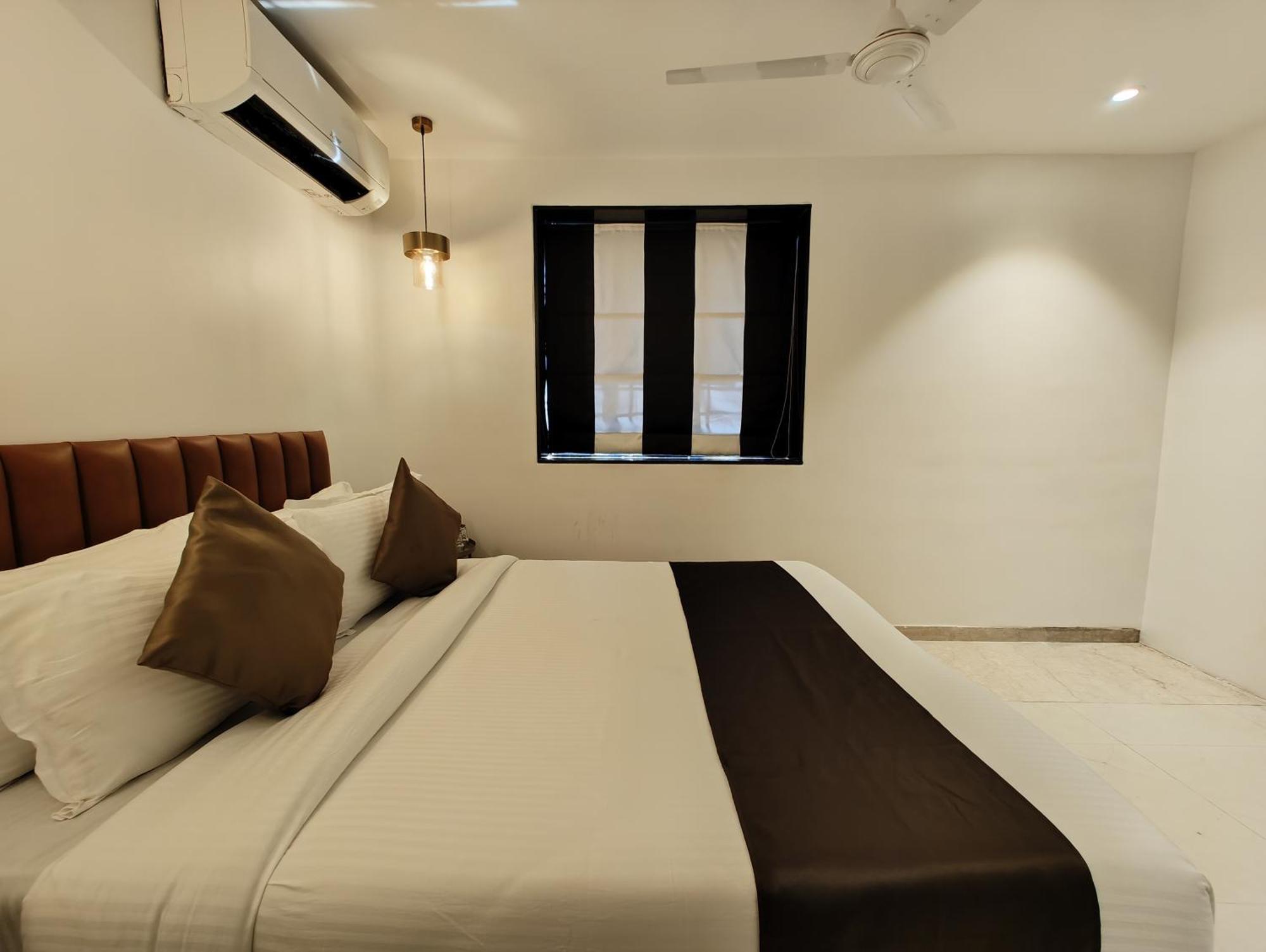The Majlis Hotel - Colaba Мумбаи Экстерьер фото