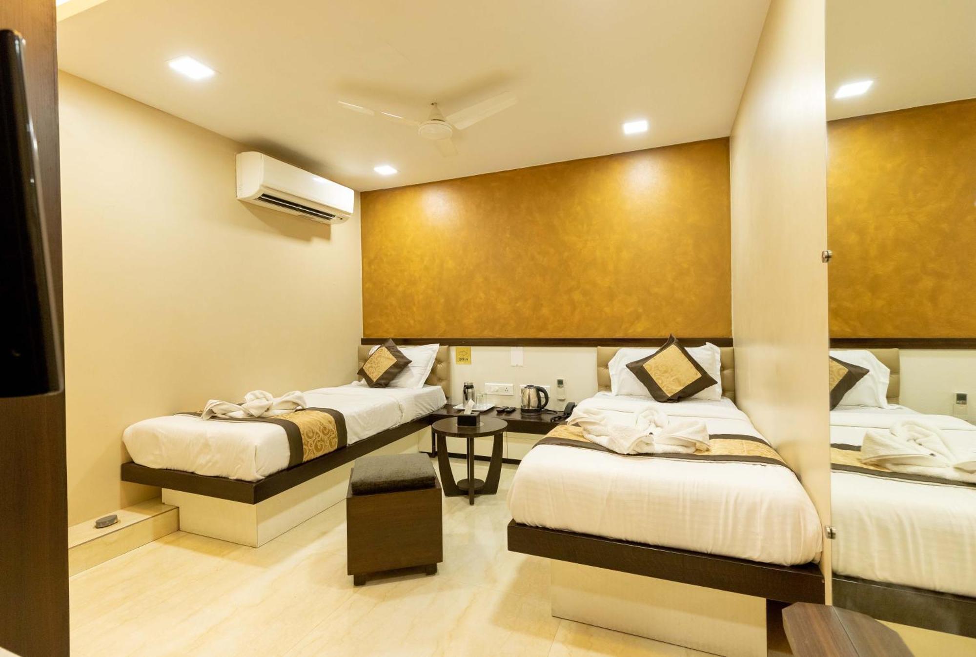 The Majlis Hotel - Colaba Мумбаи Экстерьер фото