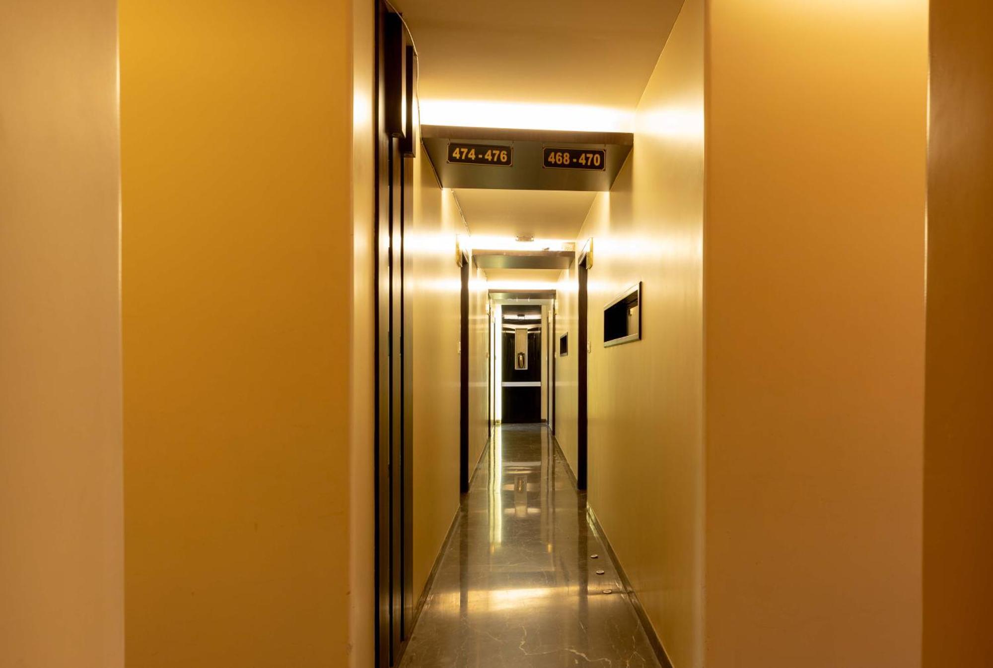 The Majlis Hotel - Colaba Мумбаи Экстерьер фото
