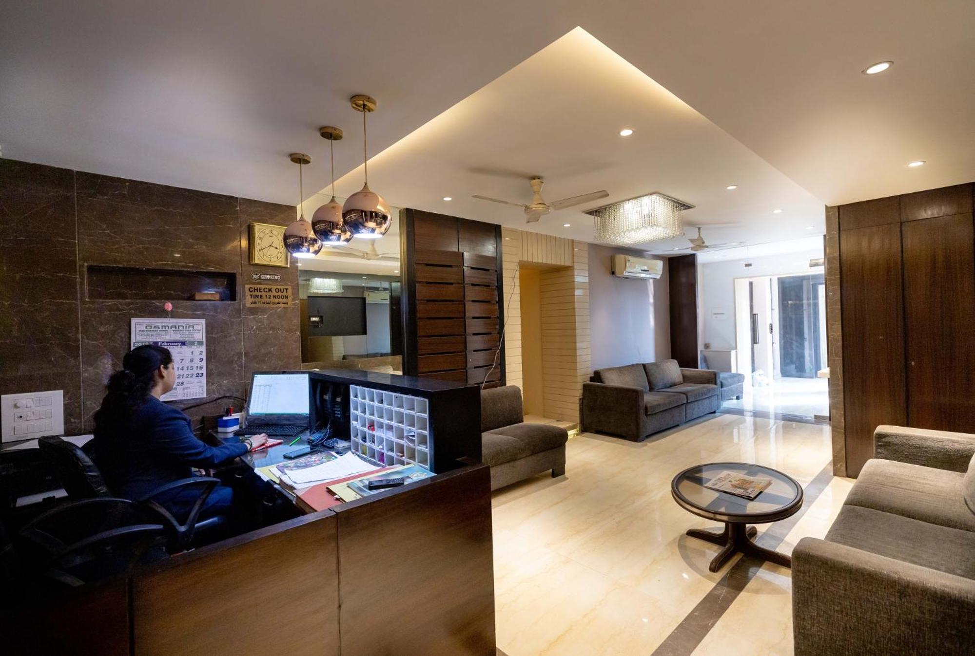 The Majlis Hotel - Colaba Мумбаи Экстерьер фото